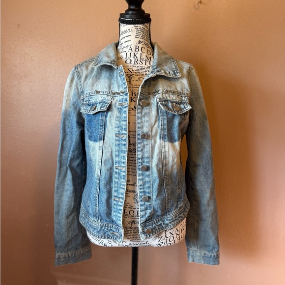 Life in Progress Light Blue Jean Jacket - Picture 1 of 4